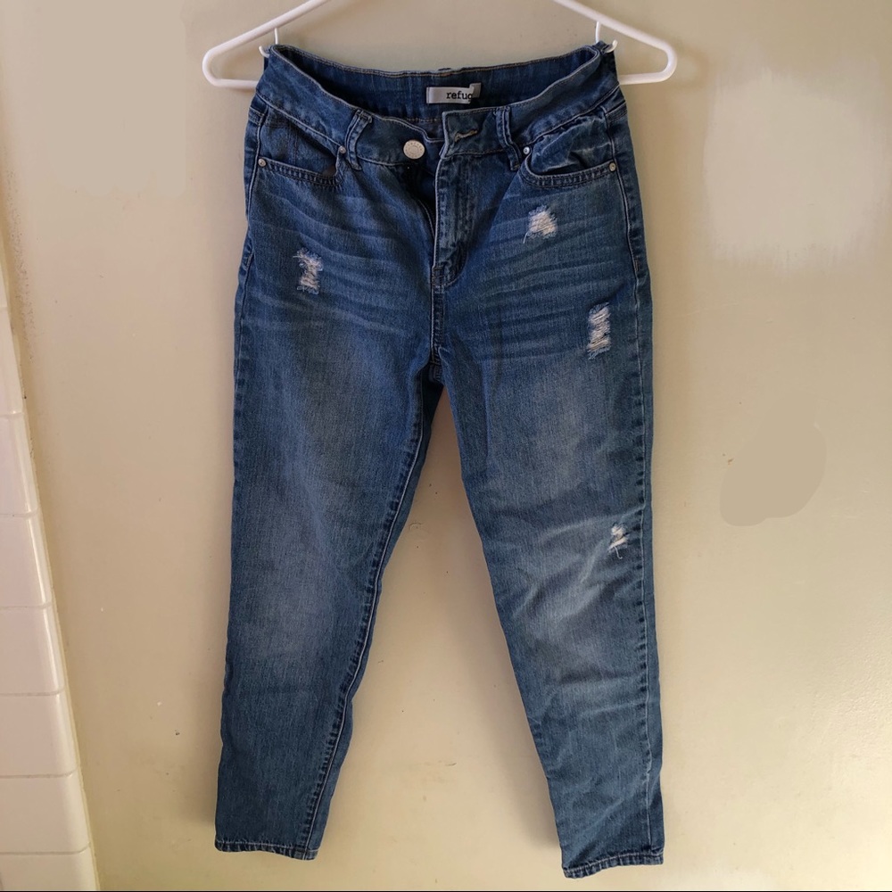 REFUGE  ripped jeans